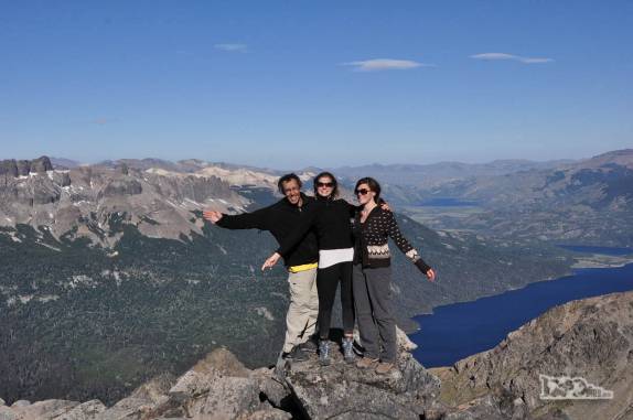 Com a Rowan, no cume do Cerro Falkner, no Parque Lanin, na região de San Martín de Los Andes, na Argentina
